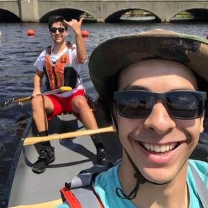 Meet your Posher, Alejandro